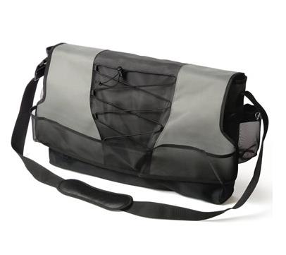hs messenger bag directors chair 01