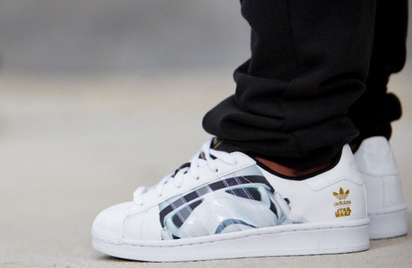 adidas gazelle silver green womens Adidas MI Superstar Star Wars Darth Vader Superstar (2015)